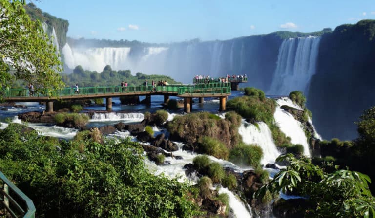 parque-nacional-iguazu-brasil-i1-foz-de-iguazu-900x525